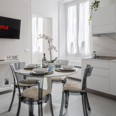 Via Ponte Alle Mosse, 19 - Florence Charming Apartments - A Chic, Newly Renovated Apartment Near Tram Leopolda, A Few Min From Downtown Buitenkant foto