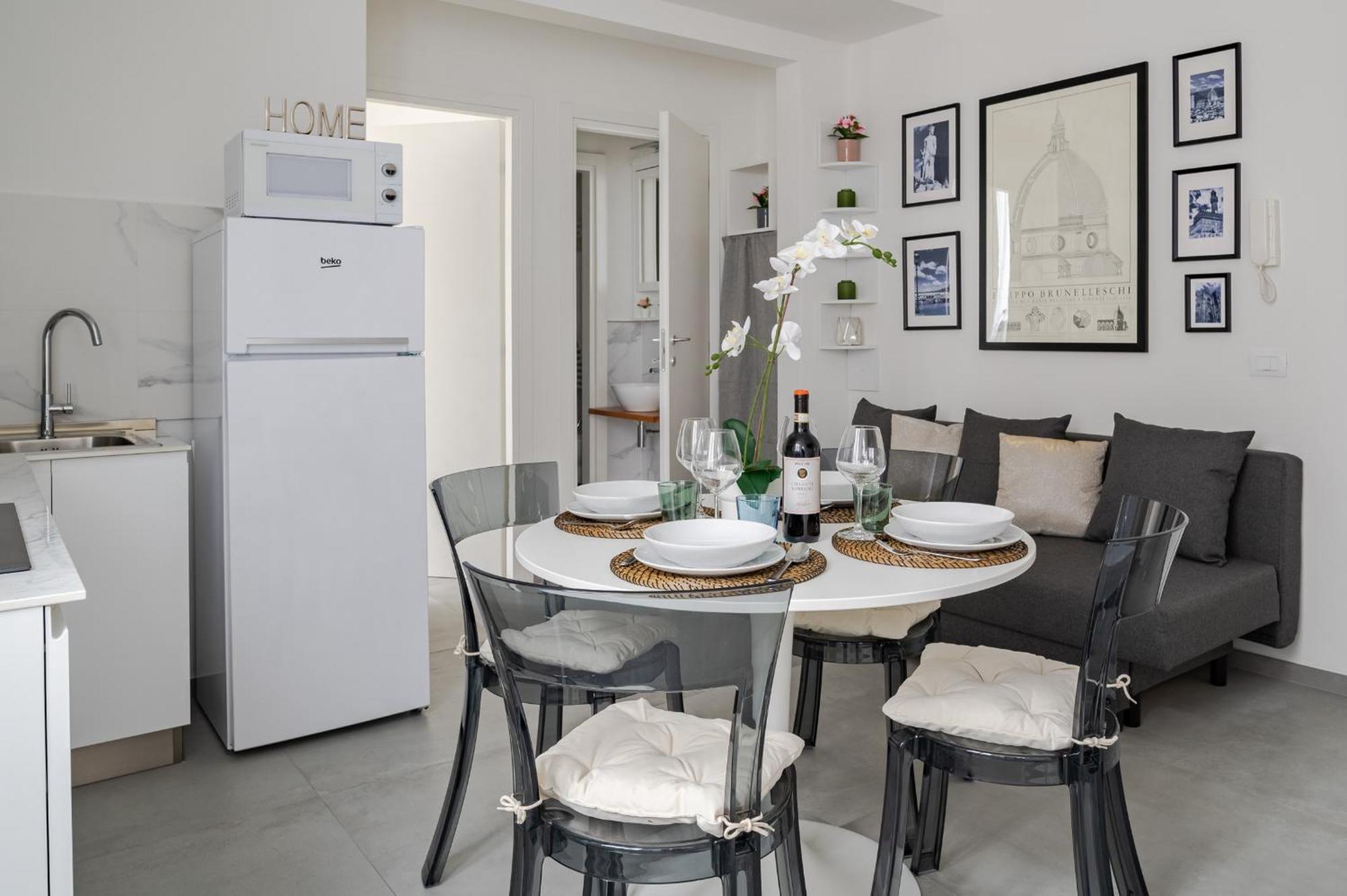Via Ponte Alle Mosse, 19 - Florence Charming Apartments - A Chic, Newly Renovated Apartment Near Tram Leopolda, A Few Min From Downtown Buitenkant foto