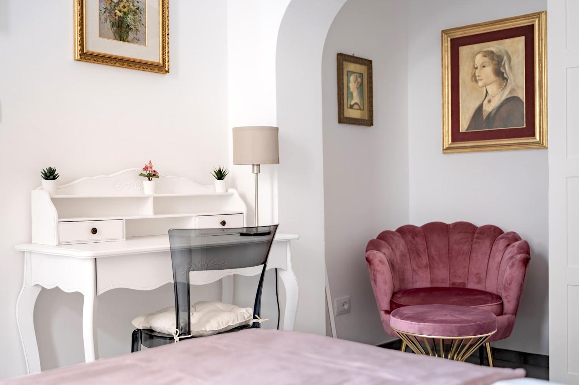 Via Ponte Alle Mosse, 19 - Florence Charming Apartments - A Chic, Newly Renovated Apartment Near Tram Leopolda, A Few Min From Downtown Buitenkant foto